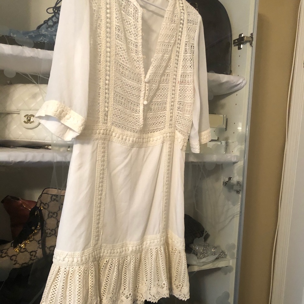 Creme eyelet/linen beachwear dress - Picture 4 of 4
